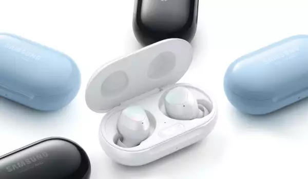 Life and Style Galaxy Buds.jpg
