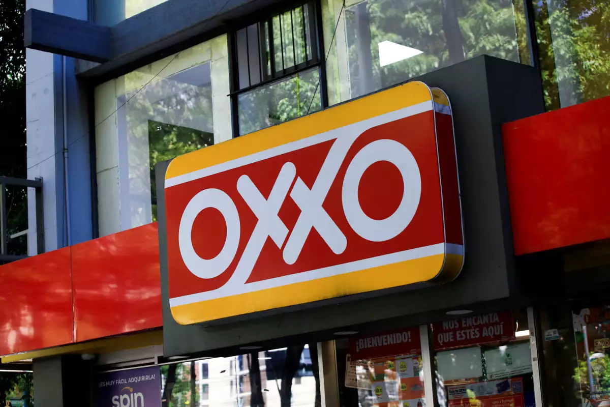 ¿Por qué cerraron las tiendas y gasolineras de Oxxo en Nuevo Laredo y cuándo abren?