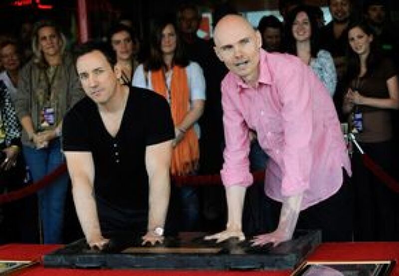 El grupo de rock anunció en su sitio web la salida de Jimmy Chamberlin, sin explicar las razones.