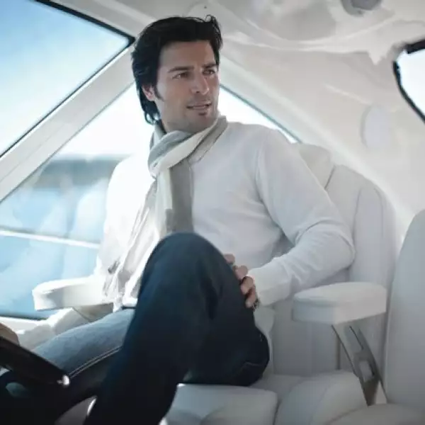 Chayanne ya tiene siete años con este Sea Ray Sundancer y cada que puede se escapa a disfrutar del océano.