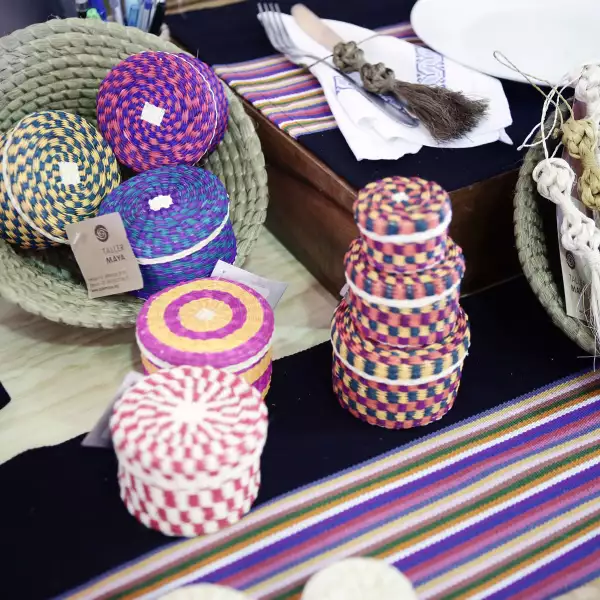 Feria Caravana Americana