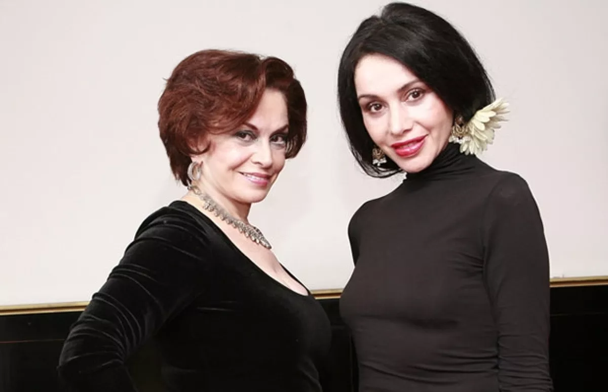 Martha Chapa con su hija Martha Ortiz Chapa