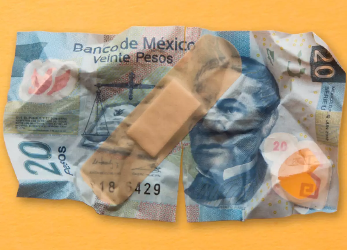 billete con curita