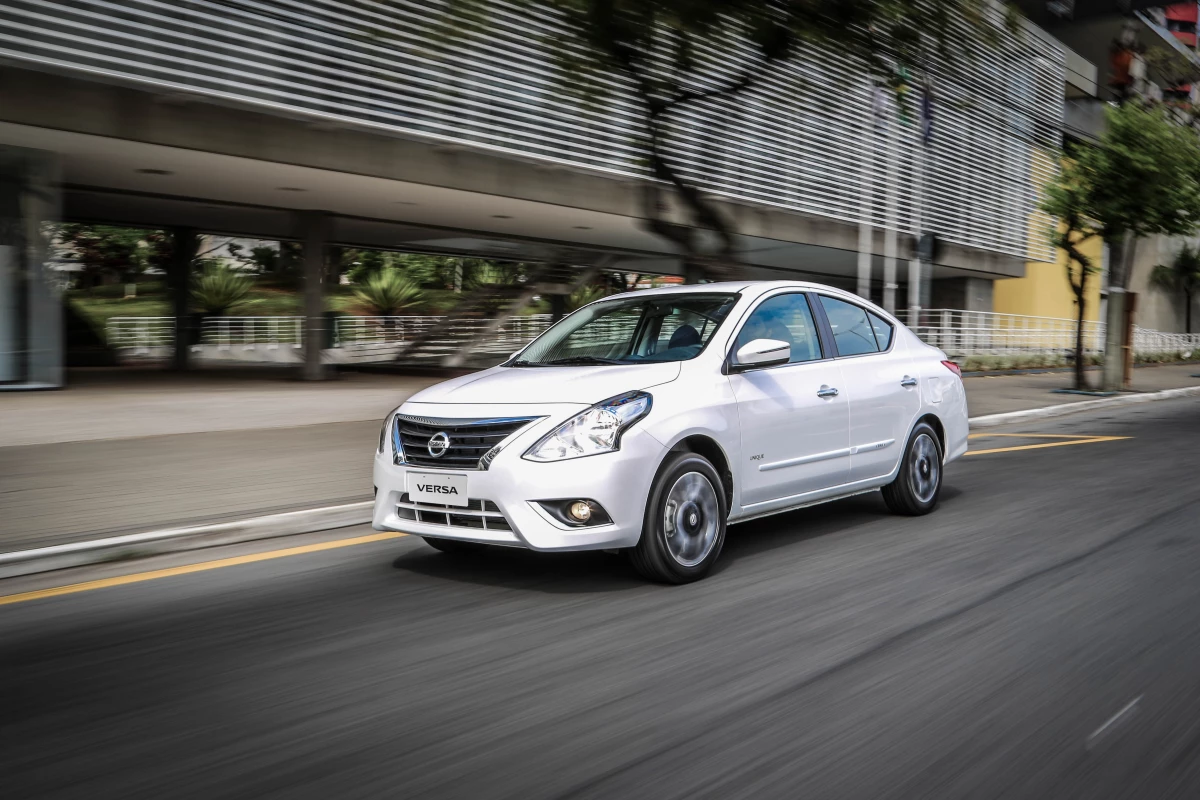 Nissan colocó 5,000 unidades de este modelo para Uber y Cabify en 2015.