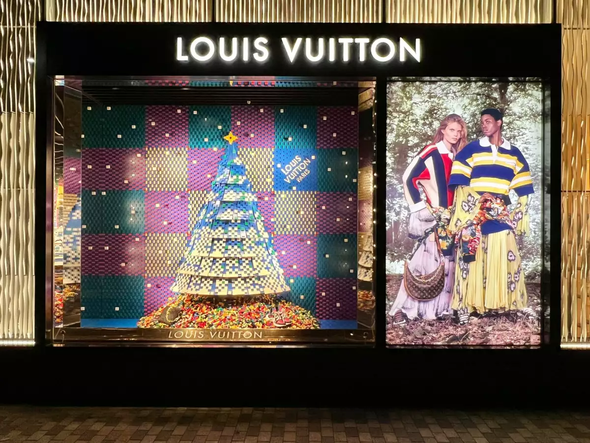 louis-vuitton-escaparate.jpg