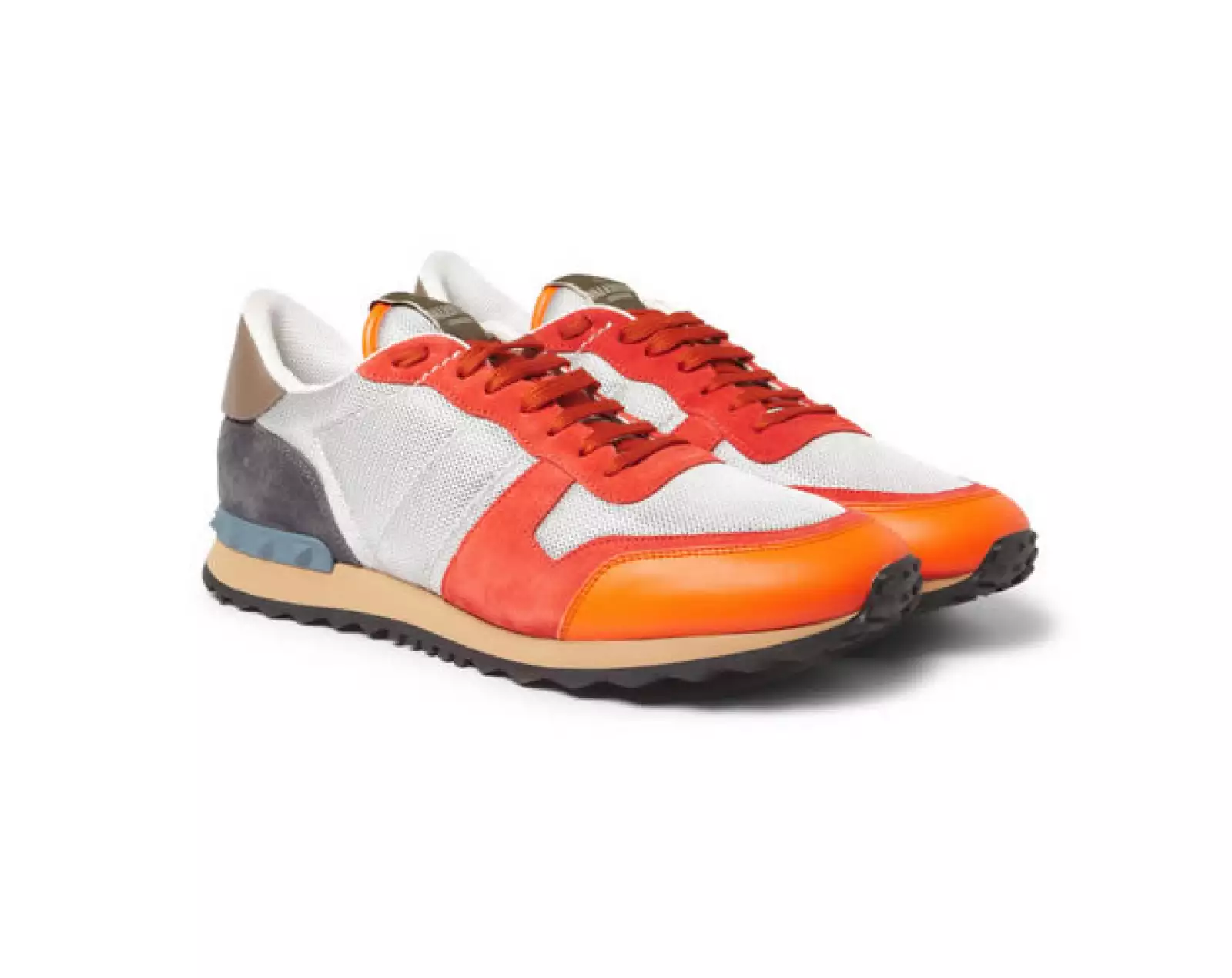 Todos los sabemos, al final del día no hay nada que se pueda comparar con un par de tenis.