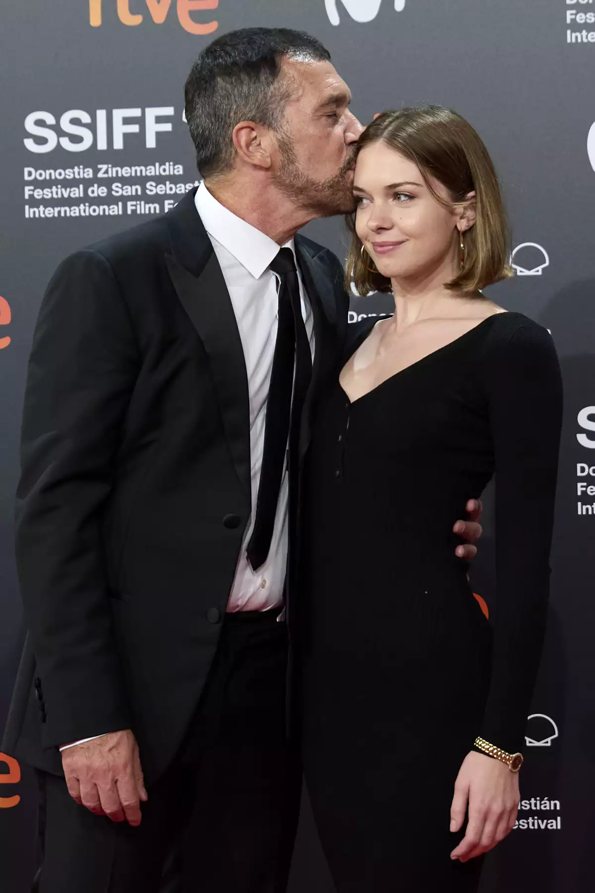 Antonio Banderas y Stella del Carmen 