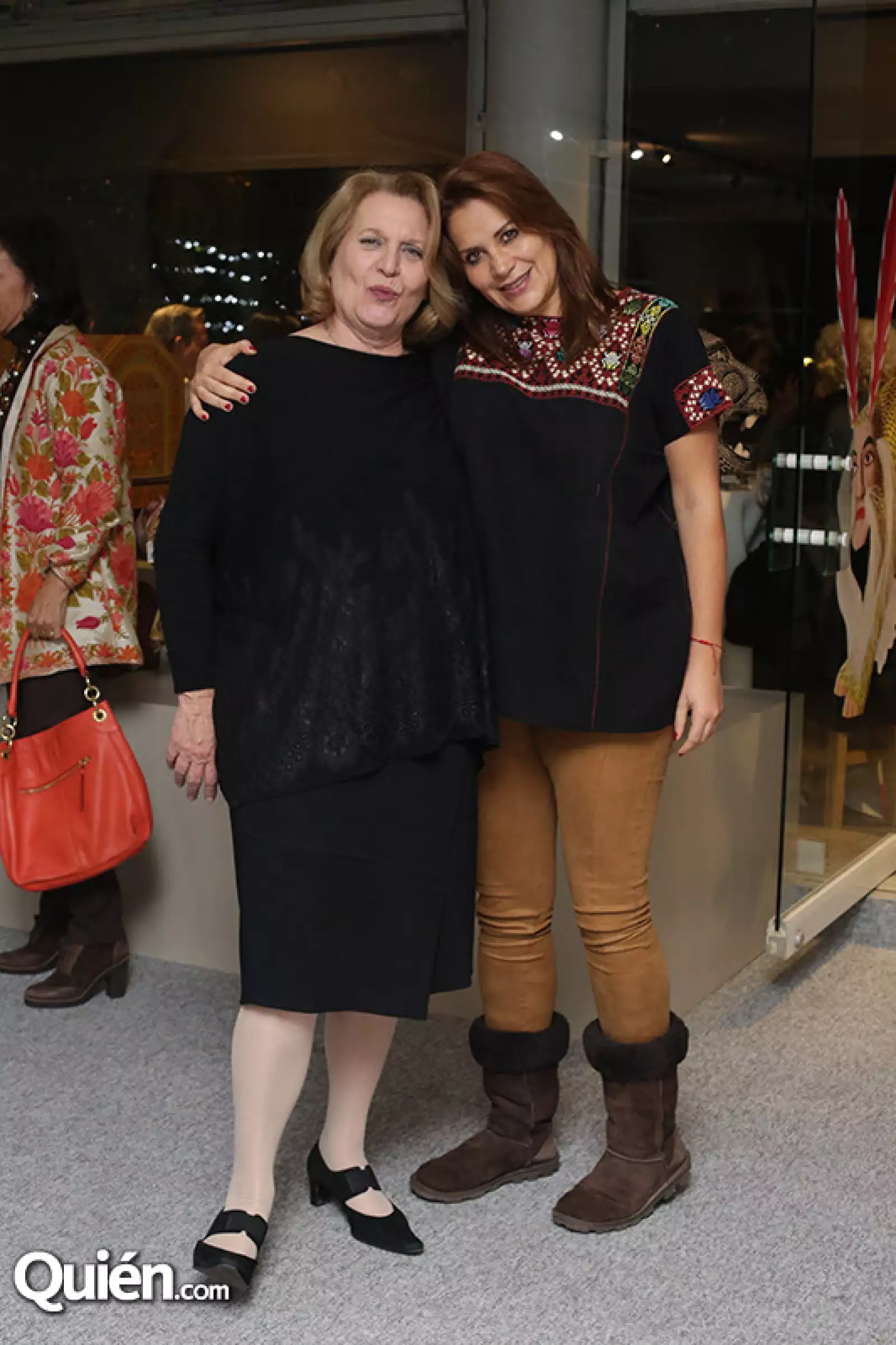 Martine de Nale y María Ester Villar