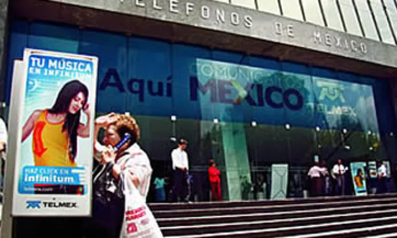 La CFC tiene 30 días hábiles para analizar el recurso de reconsideración presentado por Telmex. (Foto: Archivo)