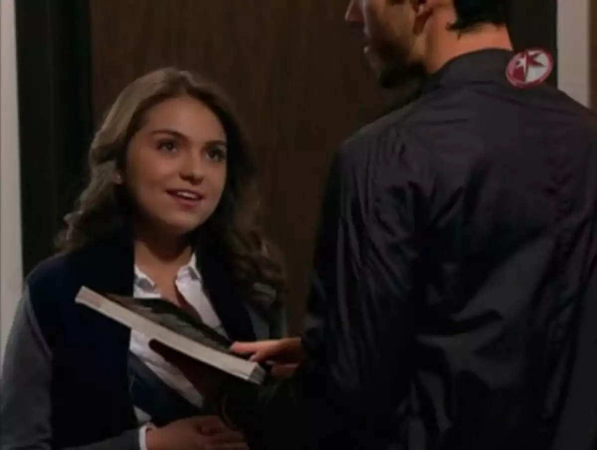 Sofía Castro tuvo una participación especial en la telenovela Teresa, que se transmitió en 2010.