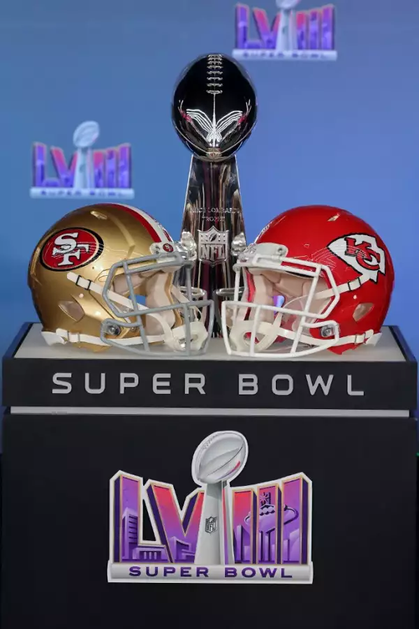Foto del trofeo Vince Lombardi que se entregará en el Super Bowl LVIII.