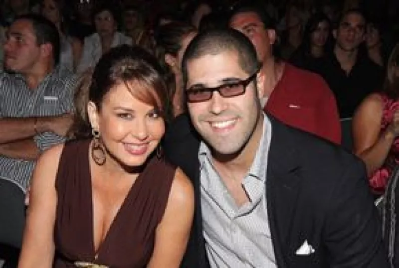 El marido de Dellanos podría ir a prisión un año y pagar una multa de mil dólares.