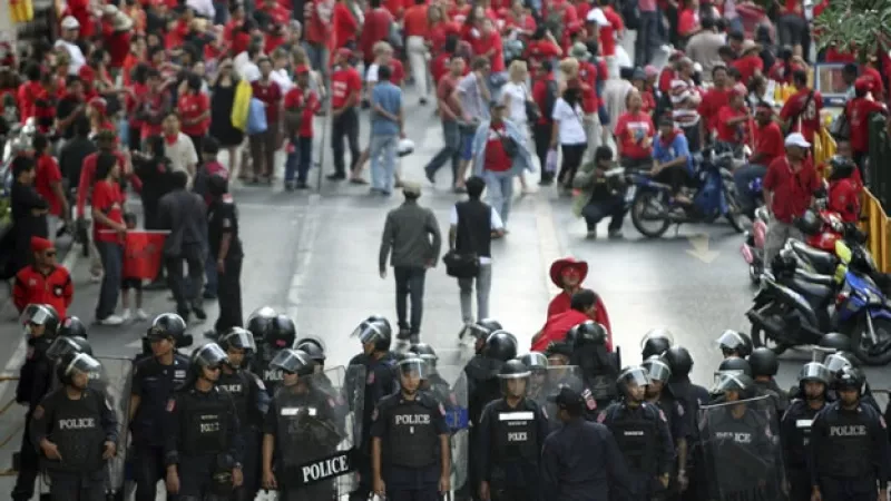 protesta de camisas rojas