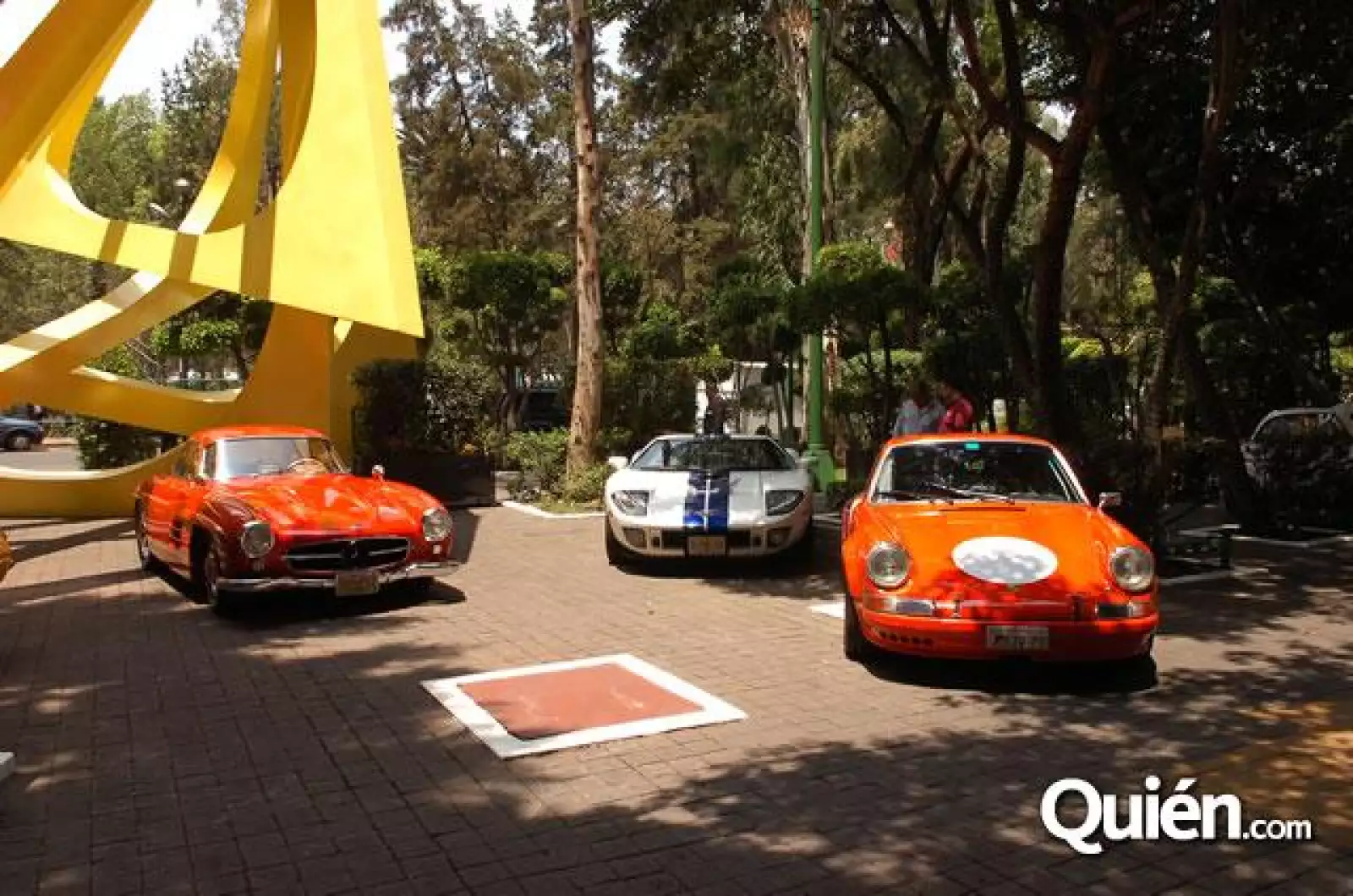 Exhibición de autos clásicos