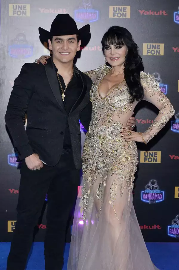 Maribel Guardia y su hijo Julián Figueroa
