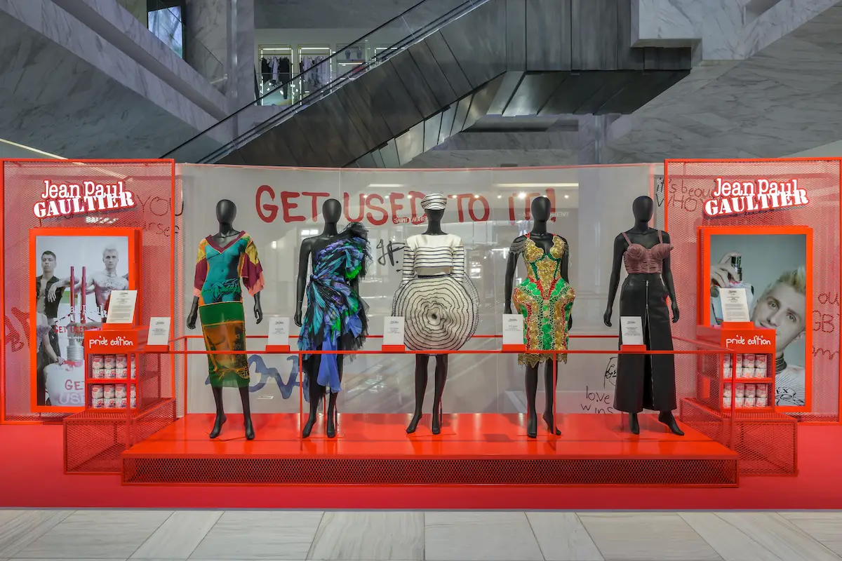 Exhibición de Jean Paul Gaultier en El Palacio de Hierro Polanco.