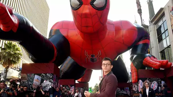 Tom-Holland-premier-Spider-Man.jpg