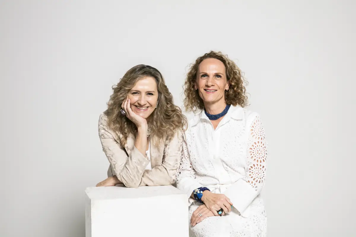 Nieves Guerra y Ramona Cosio