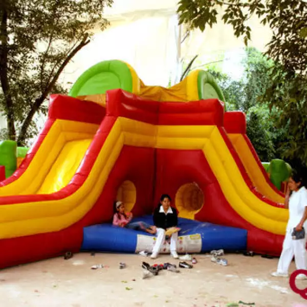 Aspectos. Cumpleaños de Nicolás Peralta