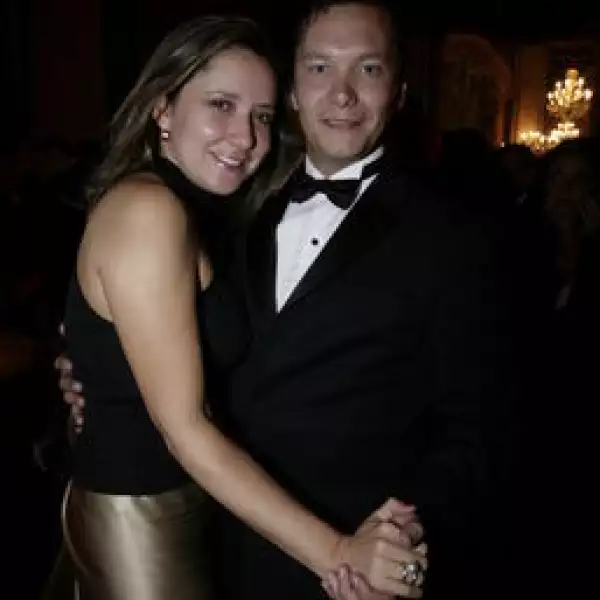 Laura Banilla, Georgina Reyes