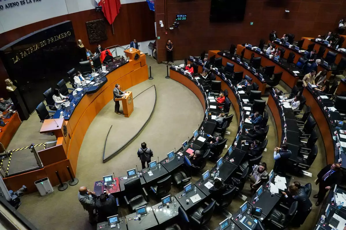 senadores
