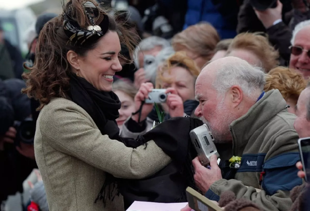 La gente quiere a Kate tal y como lo hacían con Lady Di.