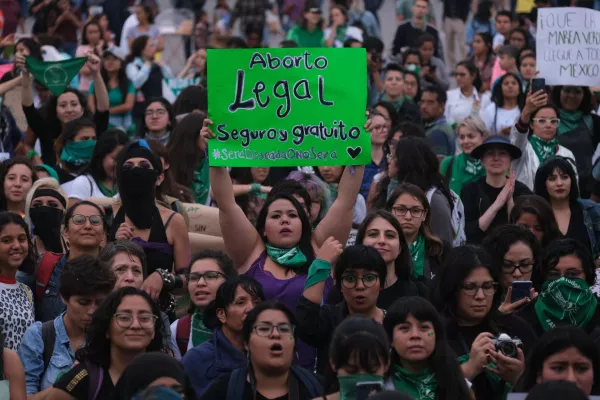 Foto protestas en favor de la interrupción legal del embarazo. el cual es legal en la Ciudad de México hasta las 12 semanas.