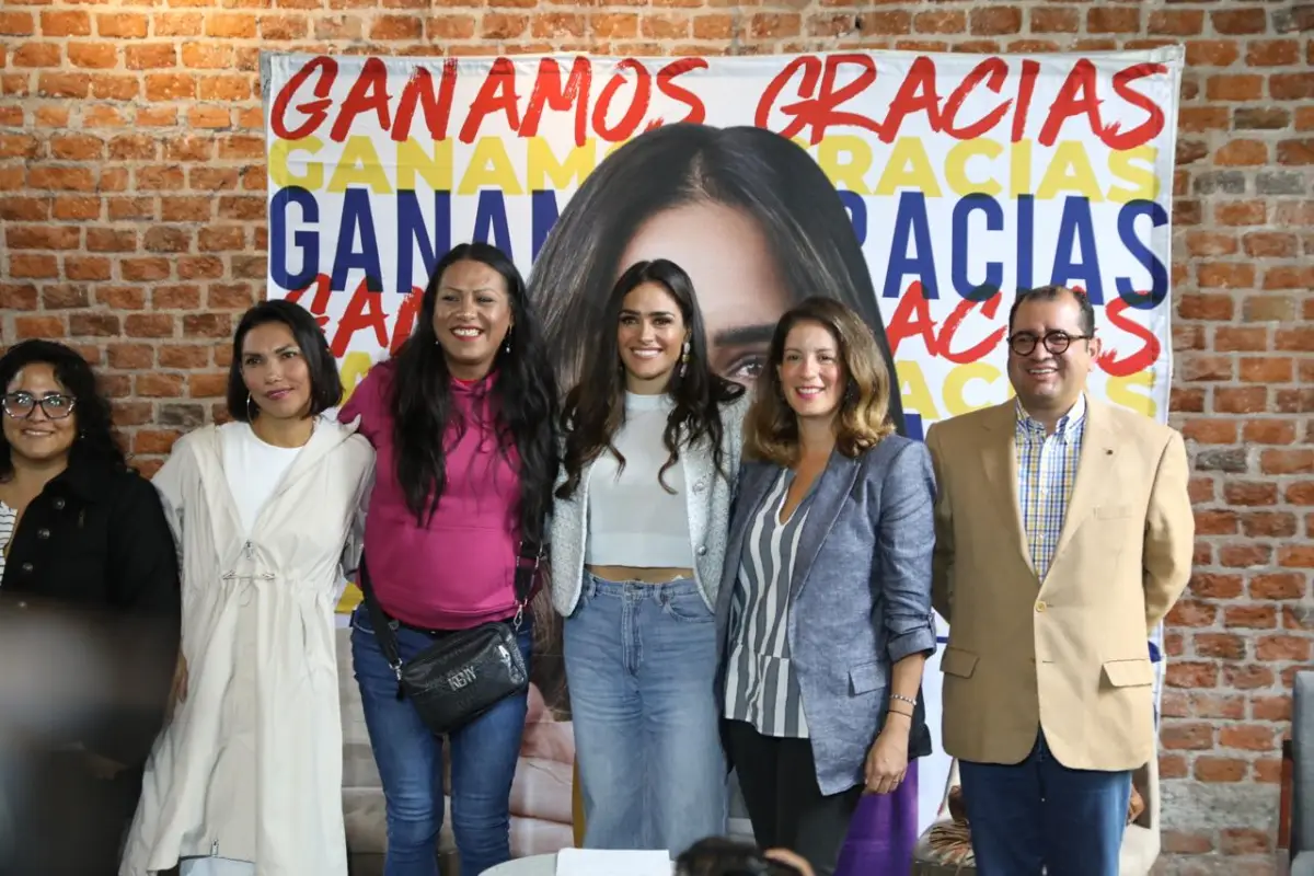 alessandra-rojo-transicion.jpg