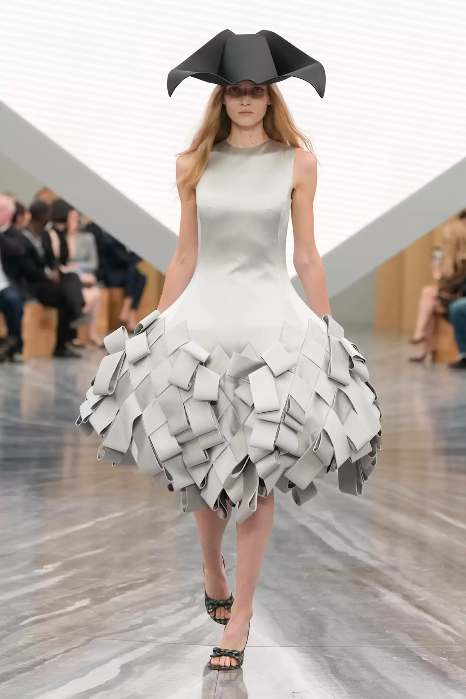 Christian Dior S26 020.jpg