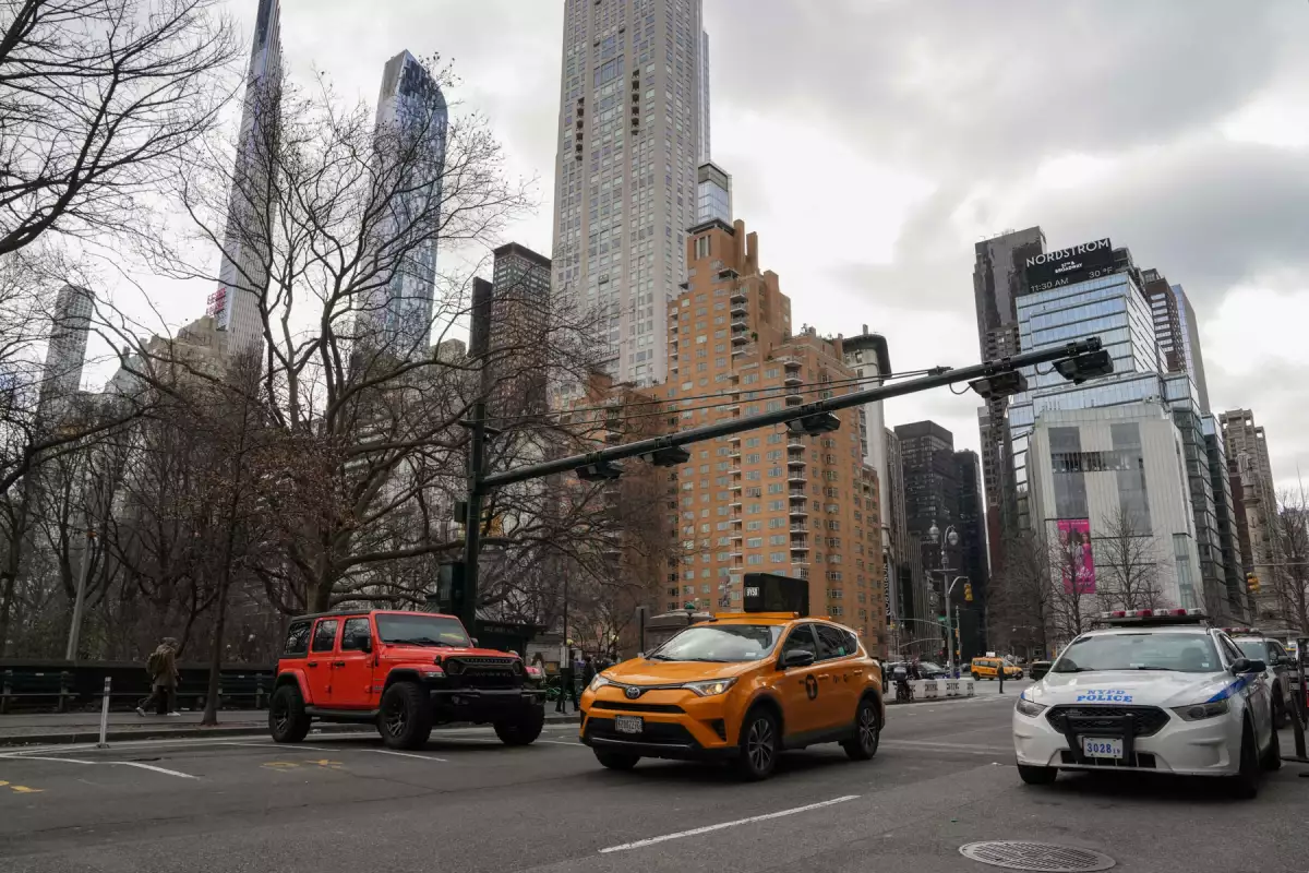 First day of New York City’s planned congestion pricing program in Manhattan