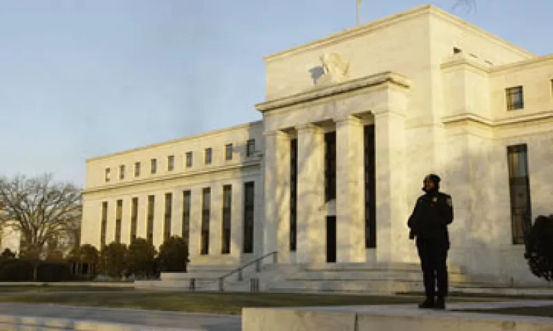 Las minutas de la Fed dieron un impulso a las bolsas de valores. (Foto: AP)