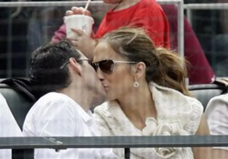 La cantante aprovechó que a su marido y a su papá son fanáticos de los Mets de Nueva York y los llevó a ver el juego.