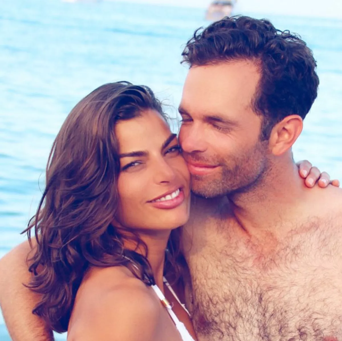 `Lo amo... si, es mi novio`, publicó en esta foto Bárbara Coppel.