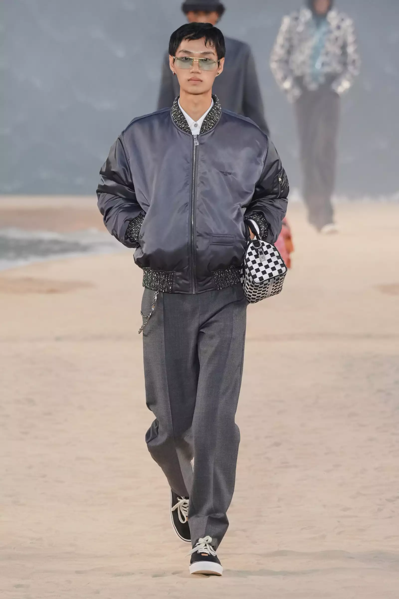 Vuitton m S27 007.jpg