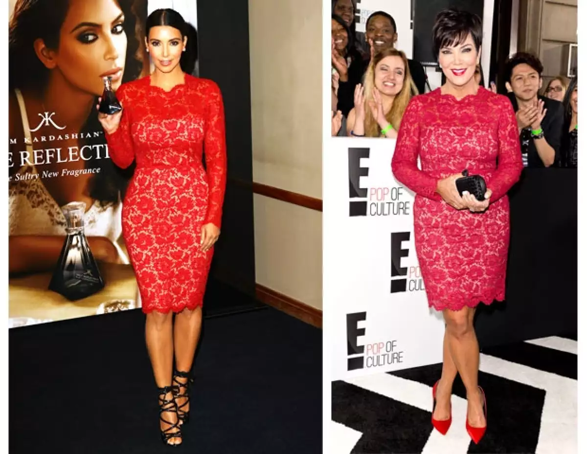 Ayer por la noche, la matriarca de la familia Kardashian-Jenner, Kris, acudió a un evento de E! en Nueva York donde lució un vestido rojo, el cual usó Kim hace un año.