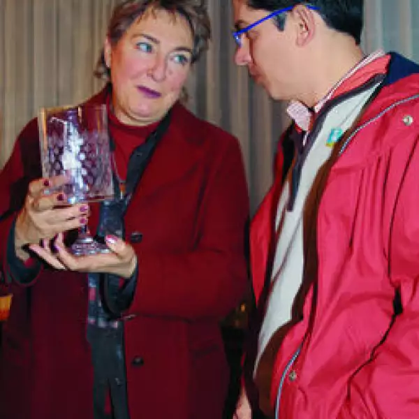 Carmen Armendariz, Nino Canun