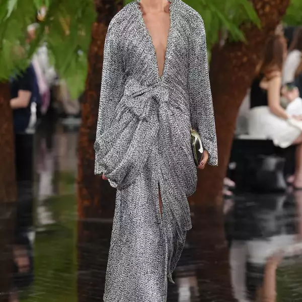 Christian Dior HC F26 012.jpg