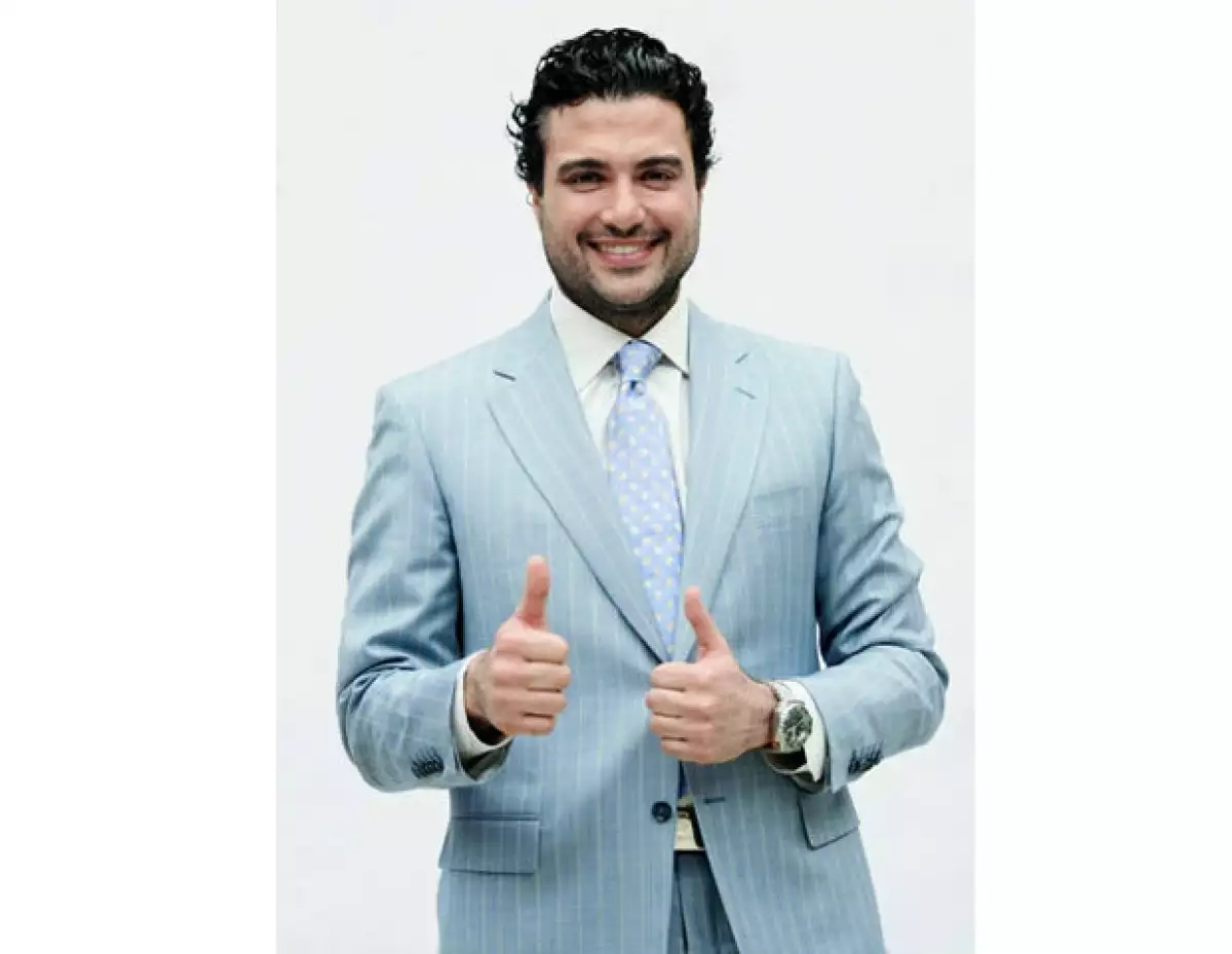 El popular actor mexicano externó su apoyo a Miguel Ángel Mancera, virtual candidato del PRD al GDF.