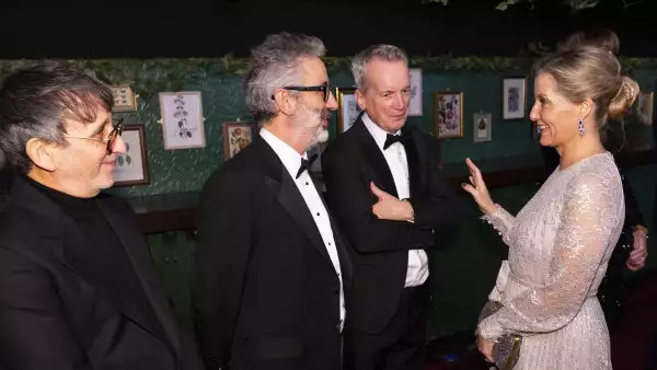 Frank Skinner y Sofia, condesa de Wessex
