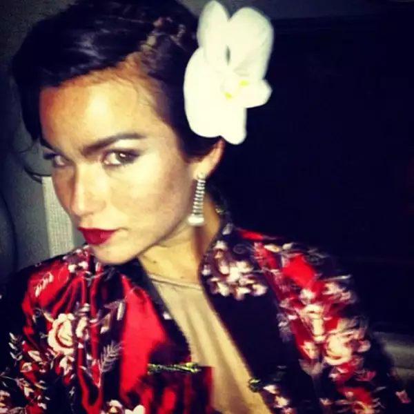 Para una noche de gala, un toque original.