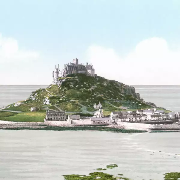 Esta isla en la costa de Cornualles es simplemente espectacular. El castillo  tiene una gran vista. En su momento, su localización estratégica era envidiada por muchos.