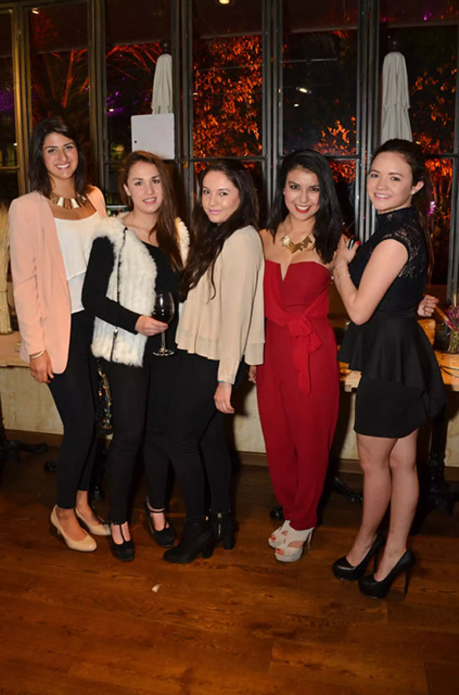 Pau Nájera,Mónica Ortiz,Pau Bringas,Diana Bonilla y Bessy Gutiérrez.