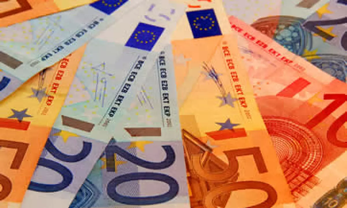 Los ministros de Finanzas de la zona euro dieron a Grecia dos semanas para aprobar estrictas medidas de austeridad a cambio de otros 12,000 millones de euros en préstamos de emergencia. (Foto: Photos to go)
