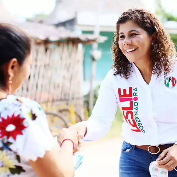 Leslie Hendricks Quintana Roo.jpg