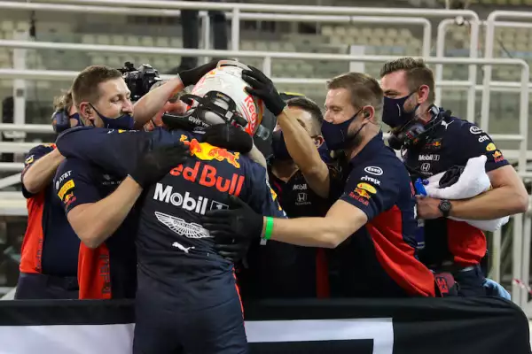 AUTO-PRIX-F1-UAE-QUALIFYING