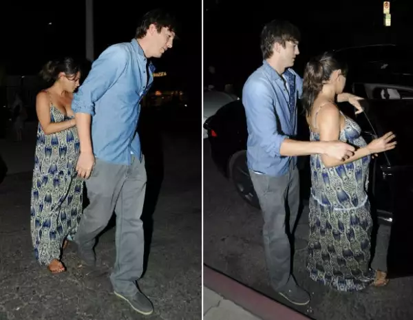 Mila Kunis y Ashton fueron captados por los paparazzi la noche del sábado en West Hollywood.
