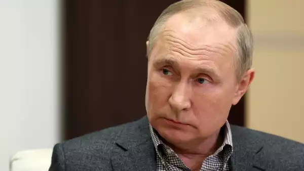 Putin anuncia que recibió tercera dosis de vacuna anticovid