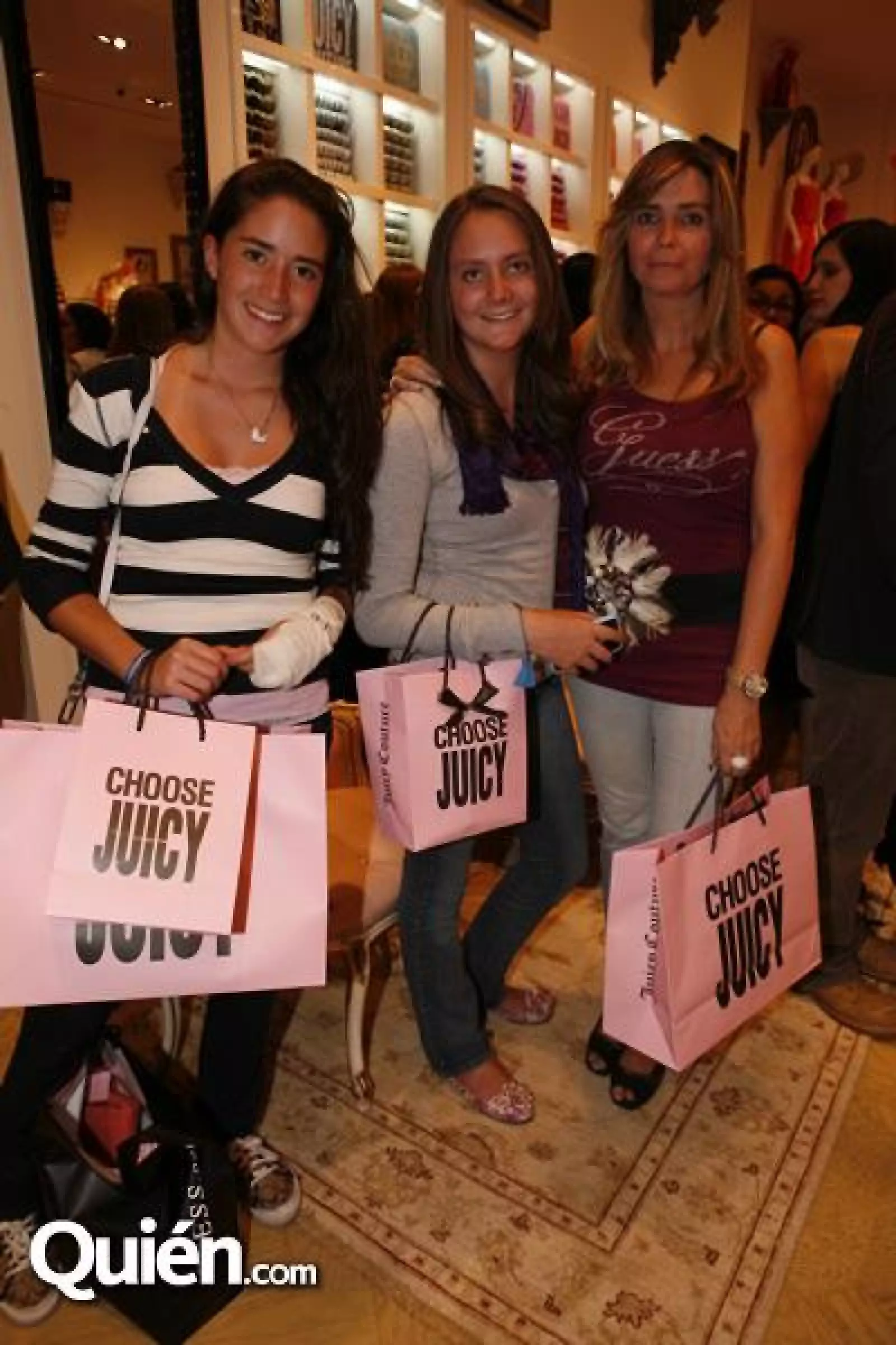 Fernanda Ballesca,Nuria Ballesca,Nuruia Loyo