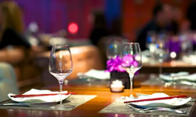 La industria restaurantera estima cerrar el año con un alza en ventas de 5%. (Foto: Getty Images)