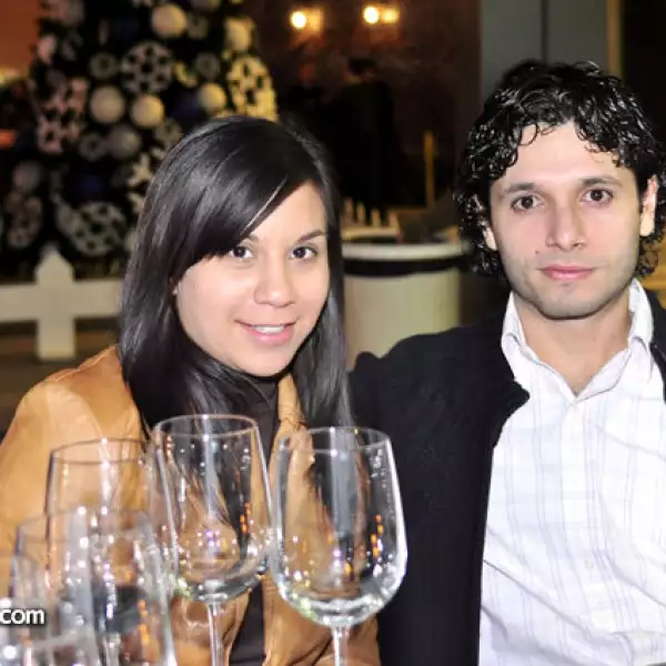 Nelly Pérez y Alejandro Alpirez